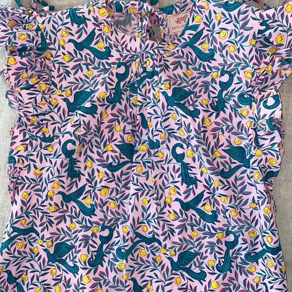 Like new Banjanan Top in a size L